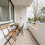 Budgetroom Modernes Mit 3 Schlafzimmern Apartment *