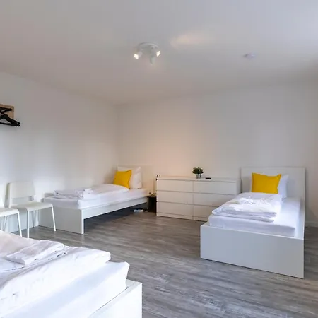 Budgetroom Modernes Mit 3 Schlafzimmern Apartament *