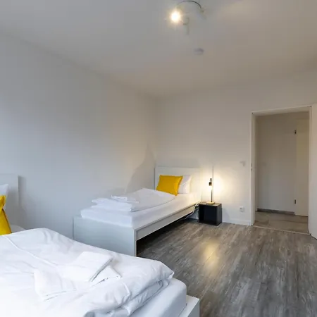 Budgetroom Modernes Mit 3 Schlafzimmern * Gladbeck