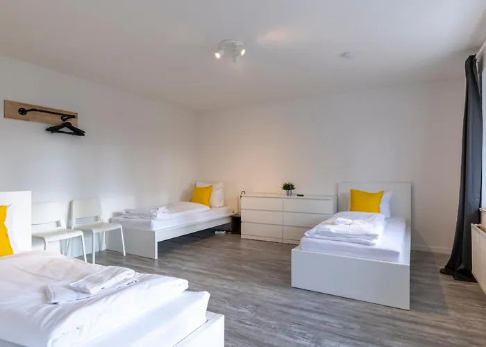 Budgetroom Modernes Mit 3 Schlafzimmern Apartament *