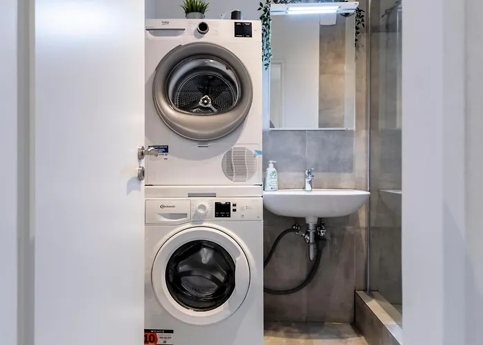 Budgetroom Modernes Mit 3 Schlafzimmern Gladbeck