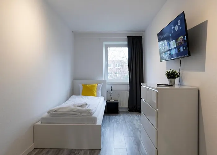 Budgetroom Modernes Mit 3 Schlafzimmern Apartamento